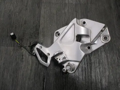 RECHTER SCHETSPLAAT BMW F 800 R 2009 - 2014