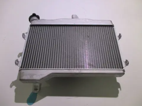 RADIATEUR Yamaha YZF R7 2022 - 2023