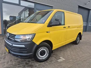 Volkswagen Transporter 2.0 TDI L1H1 airco cruise 150pk euro6 Comfortline 2500kg trekhaak