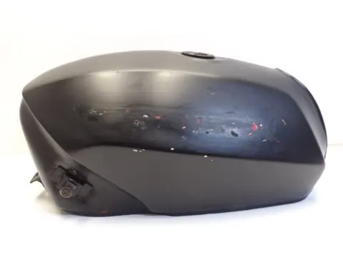 TANK Suzuki GSX 750 1984 - 1986