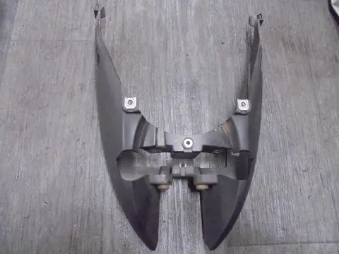 ACHTERKUIPDEEL BMW K 1300 R 2008 - 2010