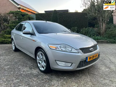 Ford Mondeo 2.0-16V Titanium, NAVI, PDC, ECC, 18'', 1e eigenaar!