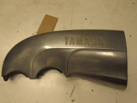 RECHTER LUCHTAANZUIGBUIS Yamaha V max 1987 - 2002