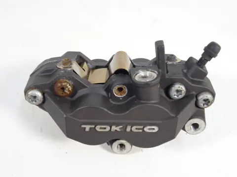 REMKLAUW RECHTS VOOR Suzuki GSR 600 2006 - 2009