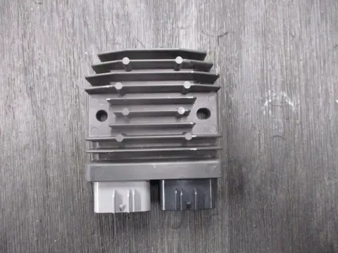 SPANNINGSREGELAAR Ducati Diavel 2011 - 2015
