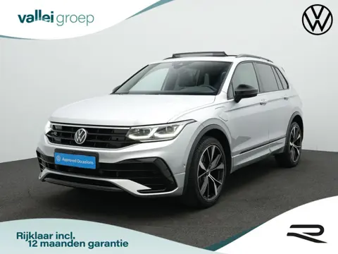 Volkswagen Tiguan 1.4 TSI eHybrid 245 pk R-Line | Panoramadak | Trekhaak | Navigatie Discover Pro | 