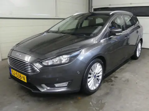 Ford Focus Wagon 1.0 Titanium - Navigatie - Keurig onderhouden