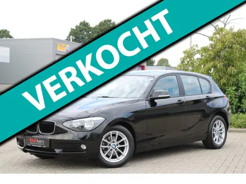 BMW 1-serie 116i l 5-DEURS l AIRCO l PDC l LMV