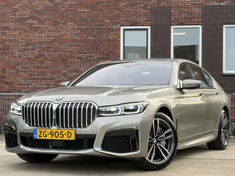 BMW 7 Serie 745e High Executive 396pk | M Sportpakket | Cruise control adaptief met stop&go en stuur