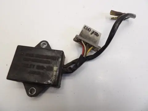 RELAIS Kawasaki LTD 750 1970 - 2012