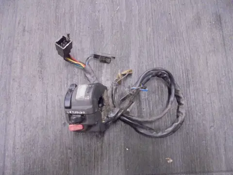 STUURSCHAKELAAR LINKS Yamaha YZF 750 1993 - 1995