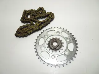 KETTING EN TANDWIELEN SET Ducati monster 900 1993 - 1999