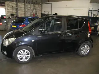 Opel Agila 1.2 Edition