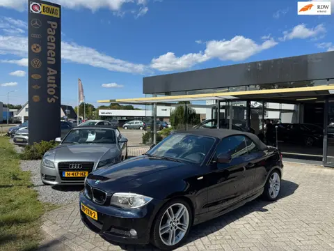 BMW 1-serie Cabrio 118i High Executive M-Pakket|CC|Sensor|Stoelverwarming