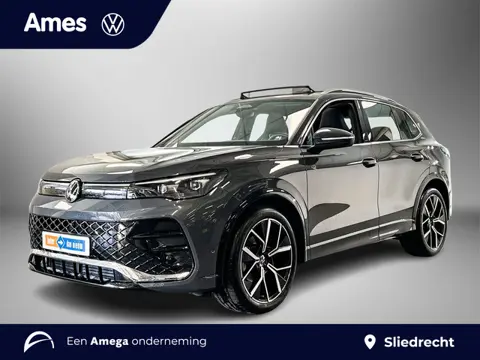 Volkswagen Tiguan 1.5 eTSI 150pk DSG R-Line Edition | Panoramadak | Stoel- en stuurverwarming | Mass