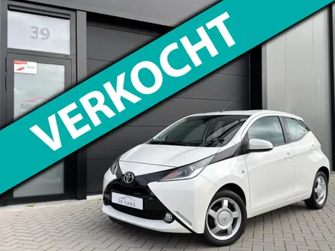 Toyota Aygo 1.0 VVT-i X-Play|Camera|Airco|LED|Cruise|APK|5D