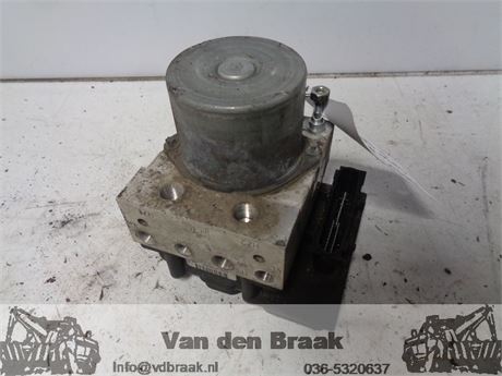 Opel Corsa 1.6 16V GSi 2006-2009 ABS Pomp