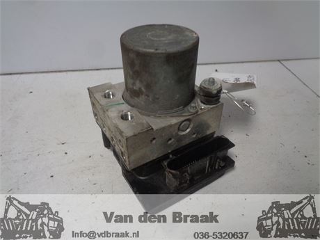 Nissan Qashqai+2 1.6 DCi 2011-2014 ABS Pomp