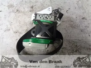 Mercedes Benz CLK Coupe 2002-2005 Gordelspanner linksvoor