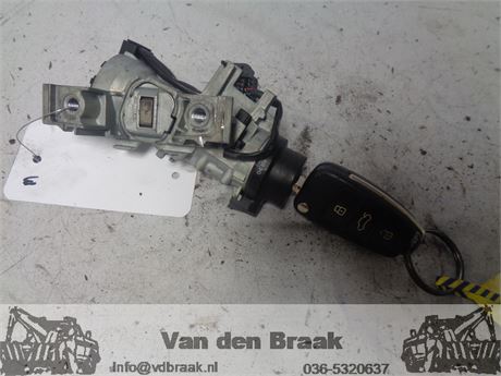 Audi A3 Sportback 2004-2008 Kontaktslot