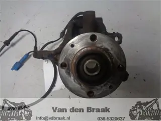 Citroen C3 1.4 2002-2010 Fusee rechts