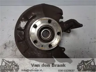 Volkswagen Polo 6R 1.2 TSi 2009-2014 Fusee rechts voor