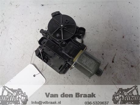 Volkswagen Polo 5 drs 2009-2014 Raammotor rechtsachter