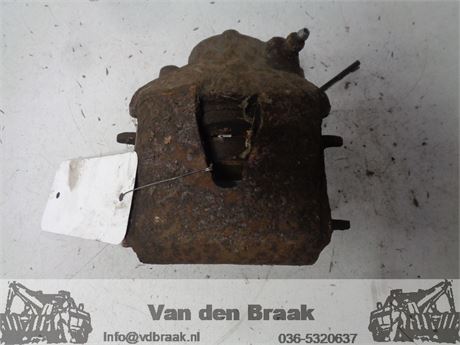 Volkswagen Caddy 2004-2010 Remklauw links voor