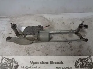 Volkswagen Golf 2012-2020 Ruitenwissermechaniek met motor