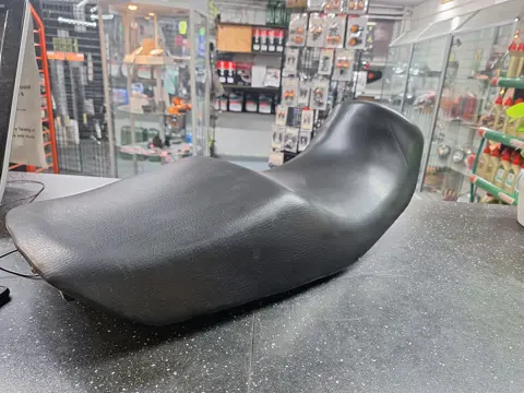 Honda CB500R(PC26) Zadel model 1995