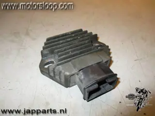 Honda CB600F(PC36) Spanningsregelaar