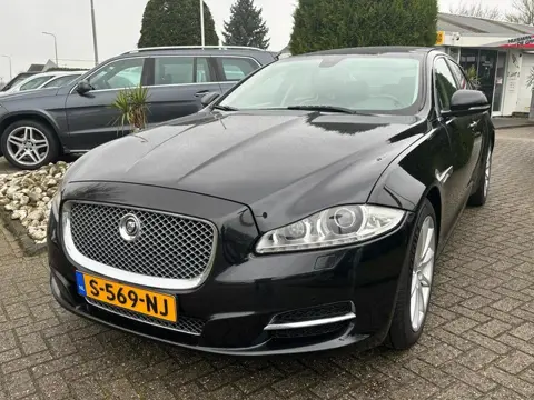 Jaguar XJ 3.0D V6 Portfolio 2011 Schuifdak Xenon Zwart