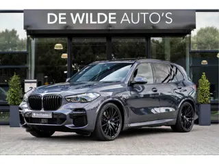 BMW X5 xDrive45e M-sport M-seats Bowers&Wilkins Carbon Pano 22-inch 360-camera Laser