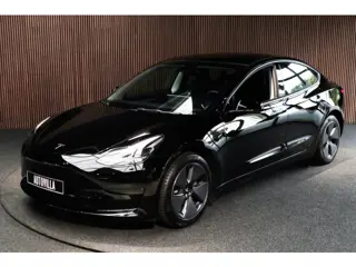 Tesla Model 3 RWD Autopilot ACC Stuurverwarm. PDC Leer Navi Panoramadak 360° Elektr. achterklep Stoe