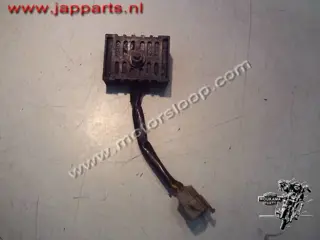 Honda CB750K(SOHC) Spanningsregelaar
