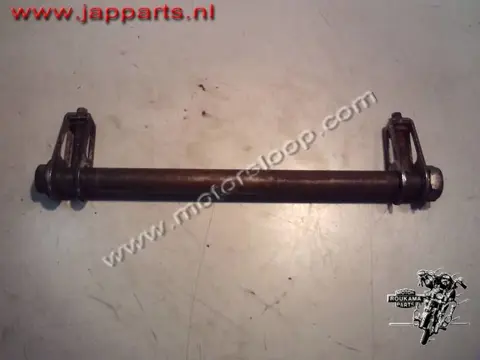 Honda CB900F(SC48) Achterwiel as