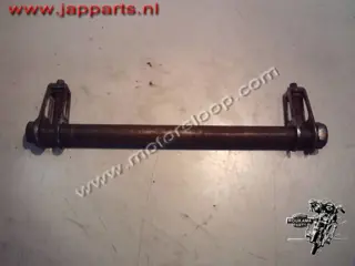 Honda CB900F(SC48) Achterwiel as