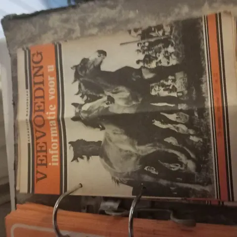 veevoeding, informatie voor u - kritisch voorlichtingsblad voor de veehouderij