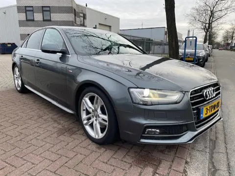 Audi A4 Limousine 1.8 TFSI 170pk Sport Edition Automaat S-Line Airco/ECC,Navigatie