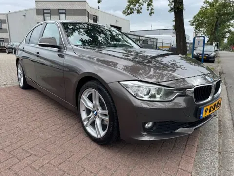 BMW 3-serie 320i Efficient Dynamics Edition Executive Airco/ECC,Navigatie,Leder Interieur