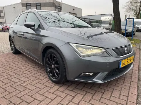 SEAT Leon ST 1.0 EcoTSI Style Connect+ Airco/ECC,Cruisecontrol,Navigatie,Camera
