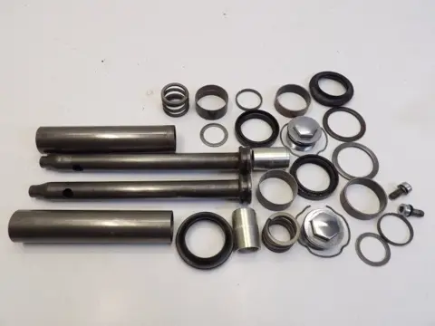 VOORPOTEN Honda VT 1100 1995 - 2005