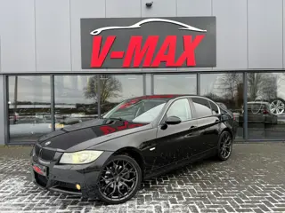 BMW 325i Sedan Handgeschakeld Climate Xenon Stoelverwarming