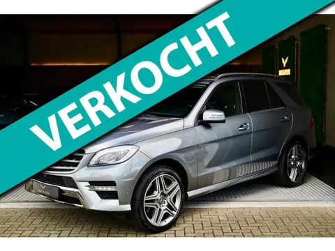 Mercedes-Benz M-klasse 500 AMG Styling - Massagestoelen - 360 Camera - Harman Kardon - El. Trekhaak 
