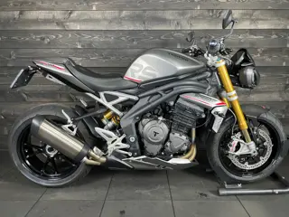 Triumph SPEED TRIPLE 1200 RS - 47872720