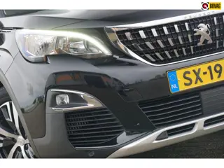 Peugeot 3008 1.6 e-THP 165pk Allure Automaat - Noir Perla Nera - Carplay/Clima/Leder
