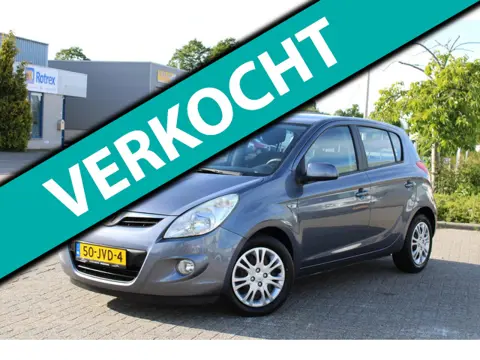 Hyundai I20 1.2i DynamicVersion 5-DRS l AIRCO l APK 05-2021