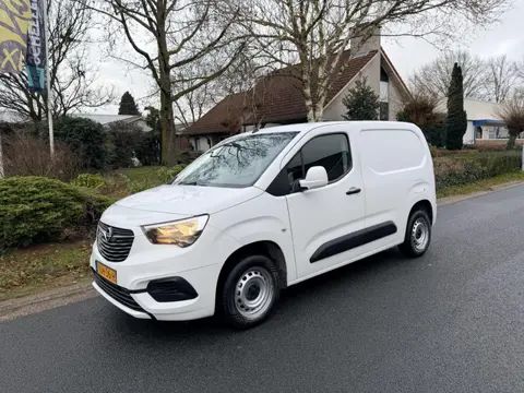 Opel Combo 1.5D 100PK L1H1 Navi•Airco•Cruise