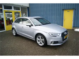 Audi A3 Sportback 30 TFSI Sport Edition, Airco/ECC, 116 pk, Navi!!!