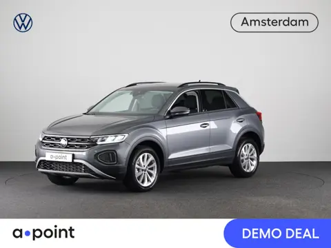 Volkswagen T-Roc Life Edition 1.5 110 kW / 150 pk TSI SUV 7 versn. | Verlengde garantie | Private le